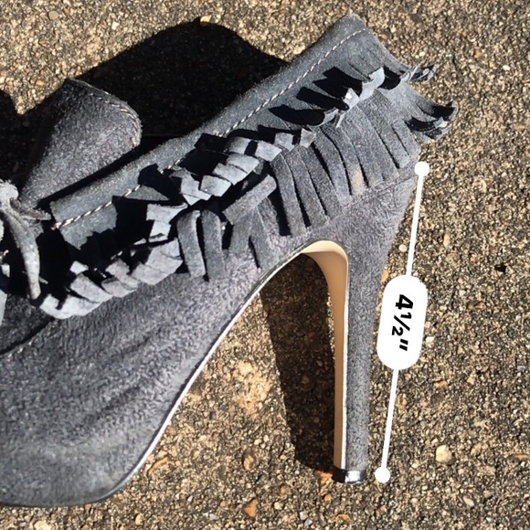 ANNE MICHELLE Gray Moccasin Heel Booties - Picture 7 of 8